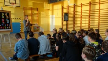 Noc Bibliotek - teatrzyk kamishibai