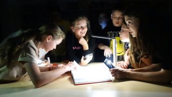 Noc Bibliotek - "nocni detektywi"