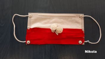 Patriotyczne maseczki klasy 6B