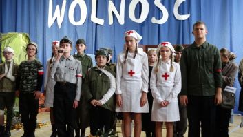 Przedstawienie "Wolność" przygotowane przez klasę 6a i 6b