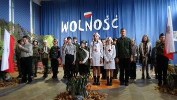 Przedstawienie "Wolność" przygotowane przez klasę 6a i 6b